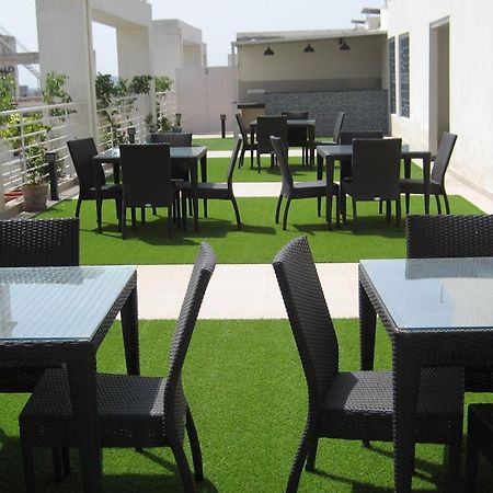 Starlit Suites Neemrana Extérieur photo
