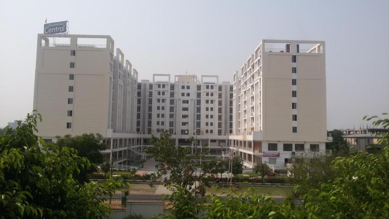 Starlit Suites Neemrana Extérieur photo
